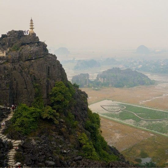 Mua cave Ninh Binh