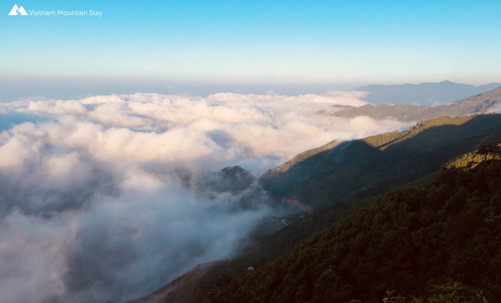 cloud paradise Ta Xua summit